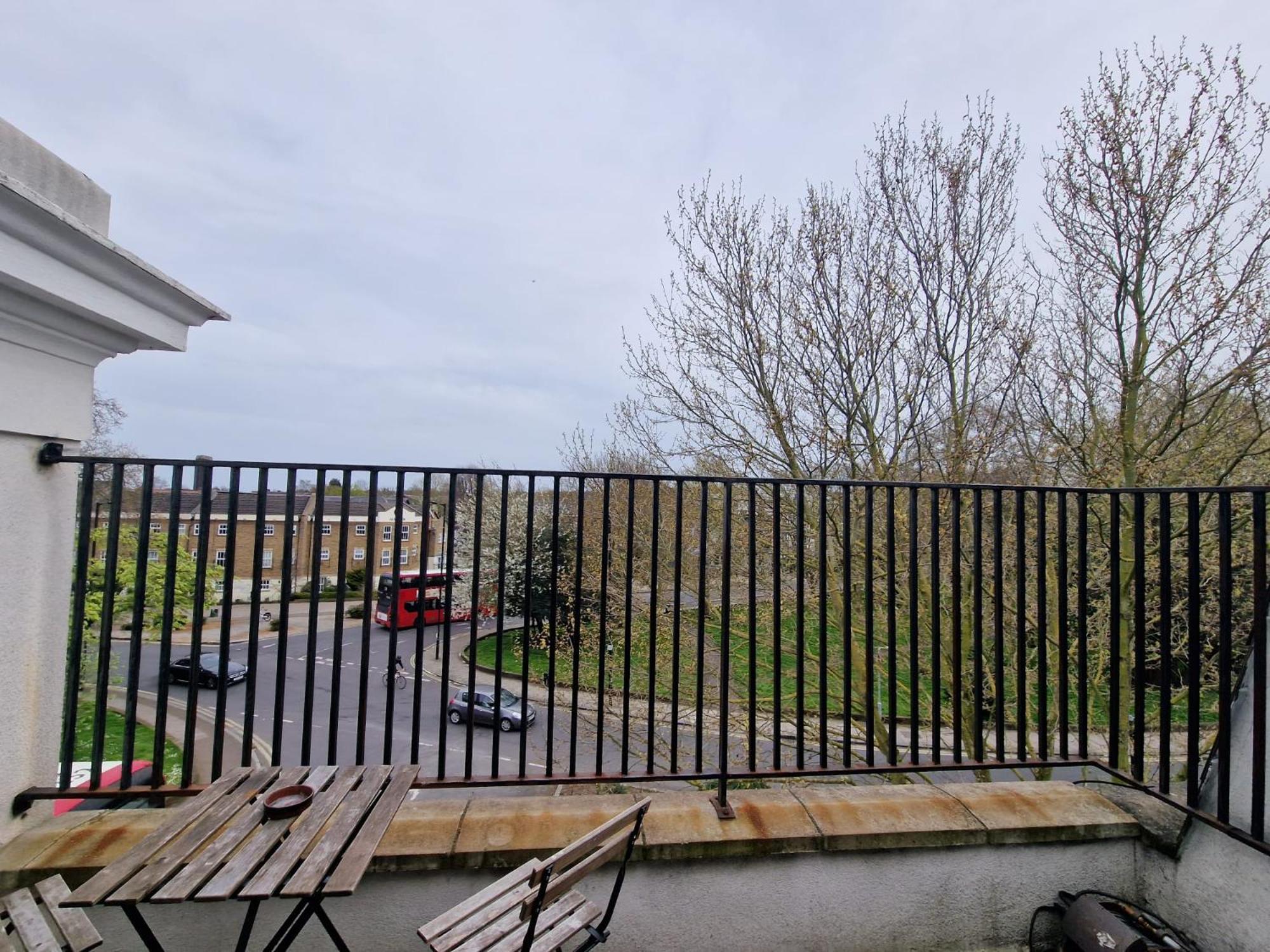 Impeccable 1-bed In Apartment *